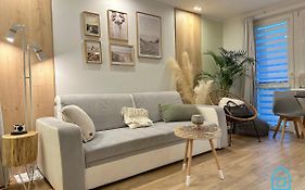 Boho Apartment - 10 Min To Old Town Gdansk,Pkp & Shopping Mall